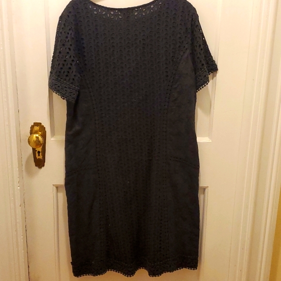 Sundance Jacquard and cutout short sleeve dress. - Picture 4 of 4